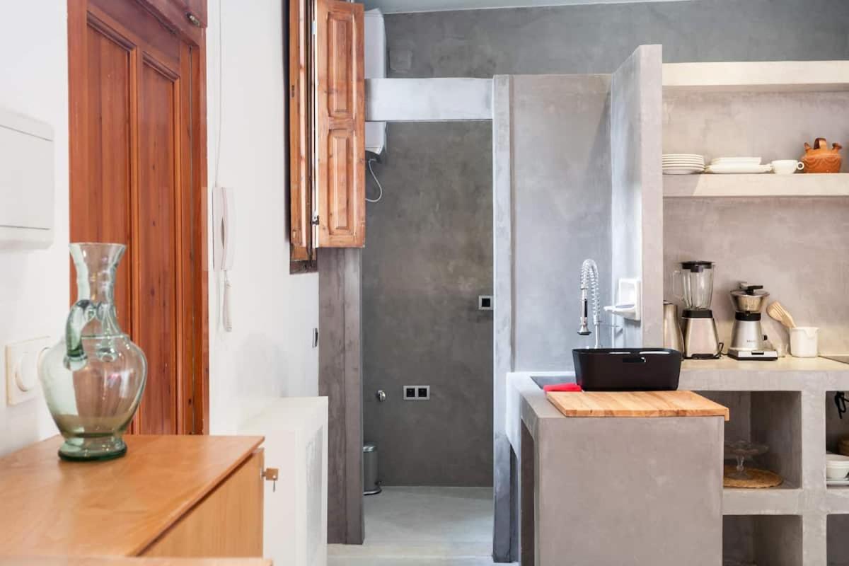 Casita Artista En Bello Edificio Barrio Ruzafa فالنسيا المظهر الخارجي الصورة
